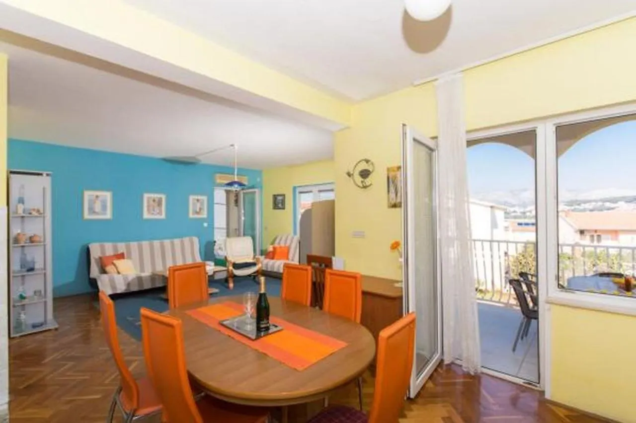Apartment In Okrug Gornji With Sea View, Balcony, Air Conditioning, Wifi 5167-2 Trogir 0*,