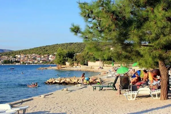 Apartment In Okrug Gornji With Sea View, Balcony, Air Conditioning, Wifi 5167-2 Trogir